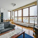 Apartment Sea Towers