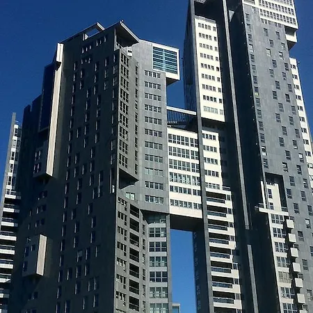 Sea Towers Apartment *