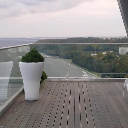 Sea Towers Apartment