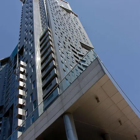 Sea Towers Apartment *