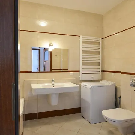 Apartment Sea Towers *