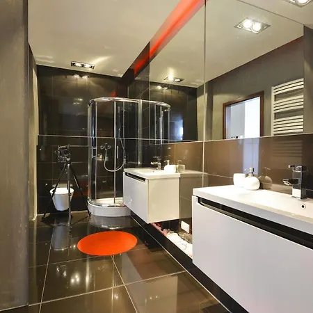 Sea Towers Apartment