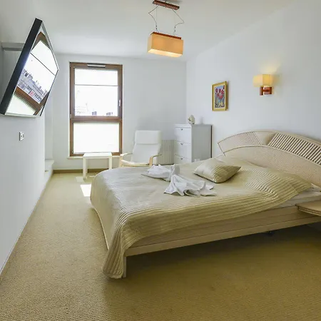 Sea Towers Apartment