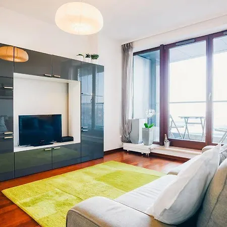 Apartment Sea Towers *