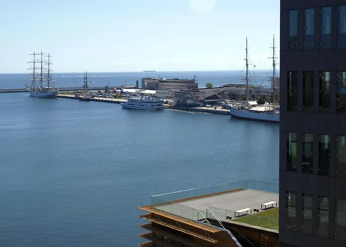 Apartment Sea Towers