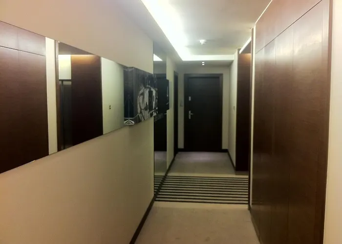 Sea Towers Apartment *