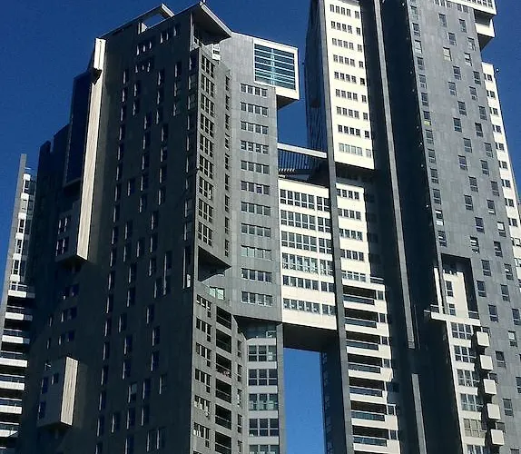 Sea Towers Apartment *